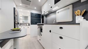 517907 image