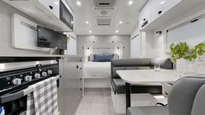 579826 image